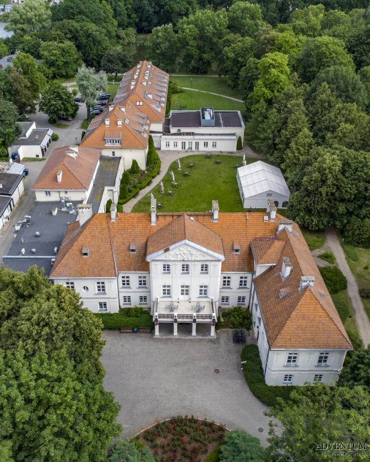 Palac Pod Kampinosem - Blisko Warszawy Leszno  Exteriér fotografie